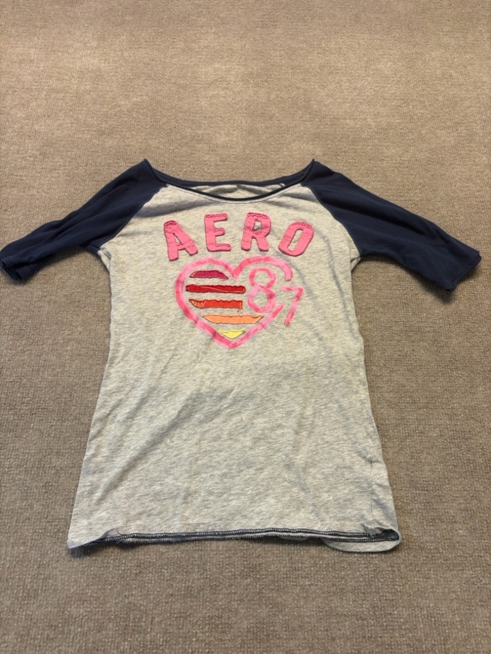 Aeropostale AERO 87 Graphic Tee Heart Logo Colorblock Raglan Top Medium 0835